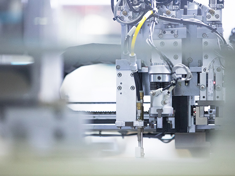 Plastic metal integrated medical assembly 