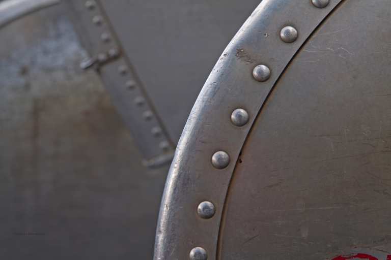 Riveted sheet metal connection