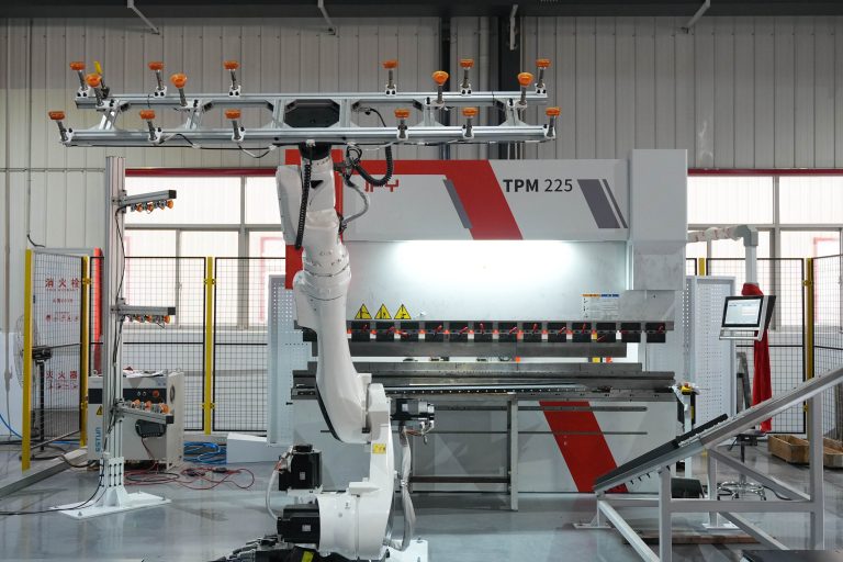 CNC press brake bending machine