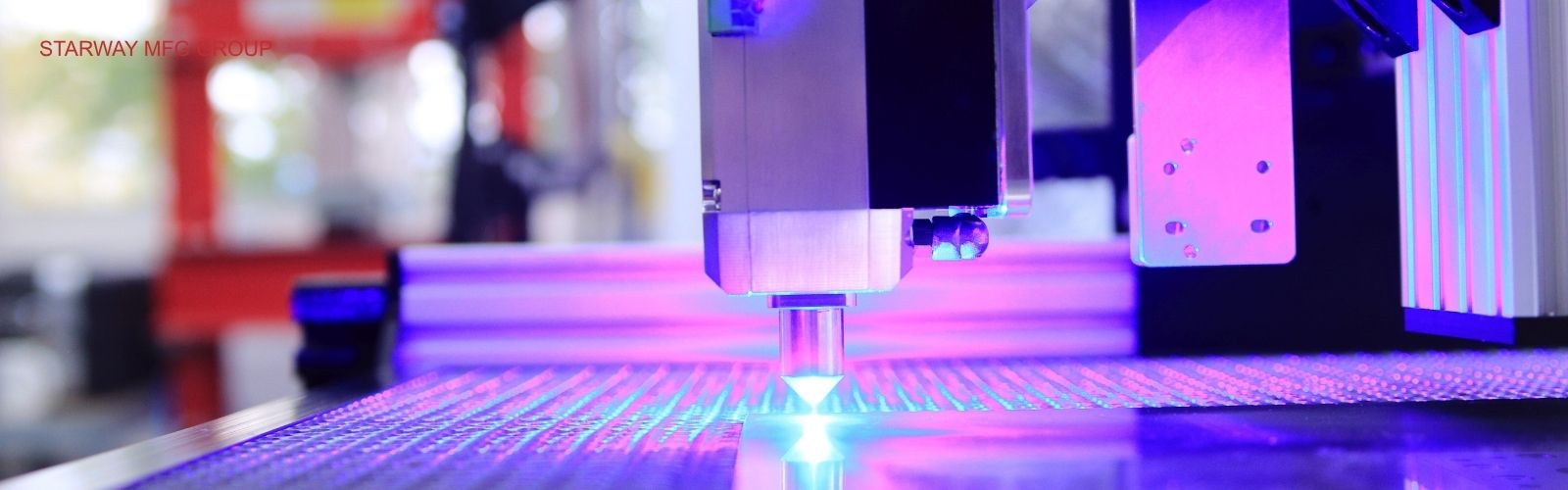 Fiber laser cutting process producing clean cut edges